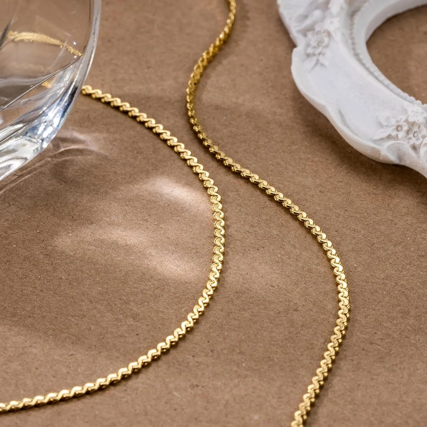 14K Gold Necklaces for Women Dainty Gold Necklace for Women Non Tarnish Thin Golden Chain for Men Golden Charm Necklaces Unique Structure Dainty Necklace for Womens 16,18,20,22,24 Inches