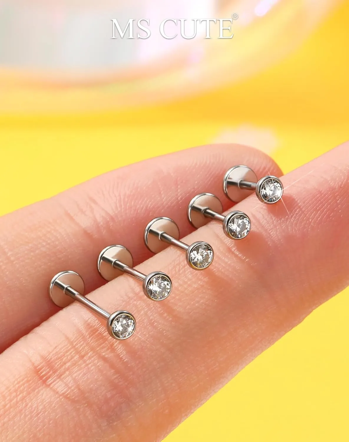 2Pcs 20G/18G/16G Threadless Nose Stud Flat Back Earrings 316L Surgical Steel CZ Daity Nose Helix Cartilage Tragus Conch Labret Medusa Monroe Piercing Jewelry for Women Men