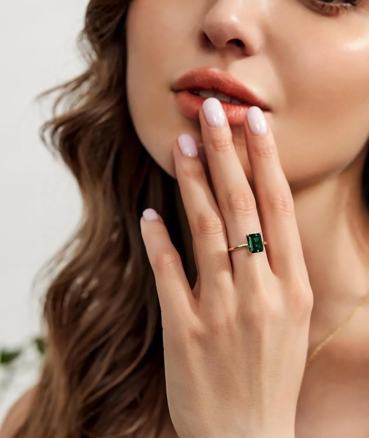 3CT 925 Sterling Silver Engagement Rings for Women Solitaire Created Green Emerald Simple Wedding Band Promise Rings for Her Size 4-11