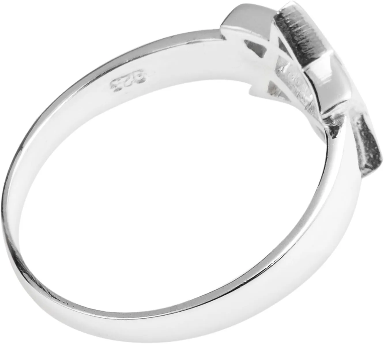 AeraVida Simple Star of David .925 Sterling Silver Ring