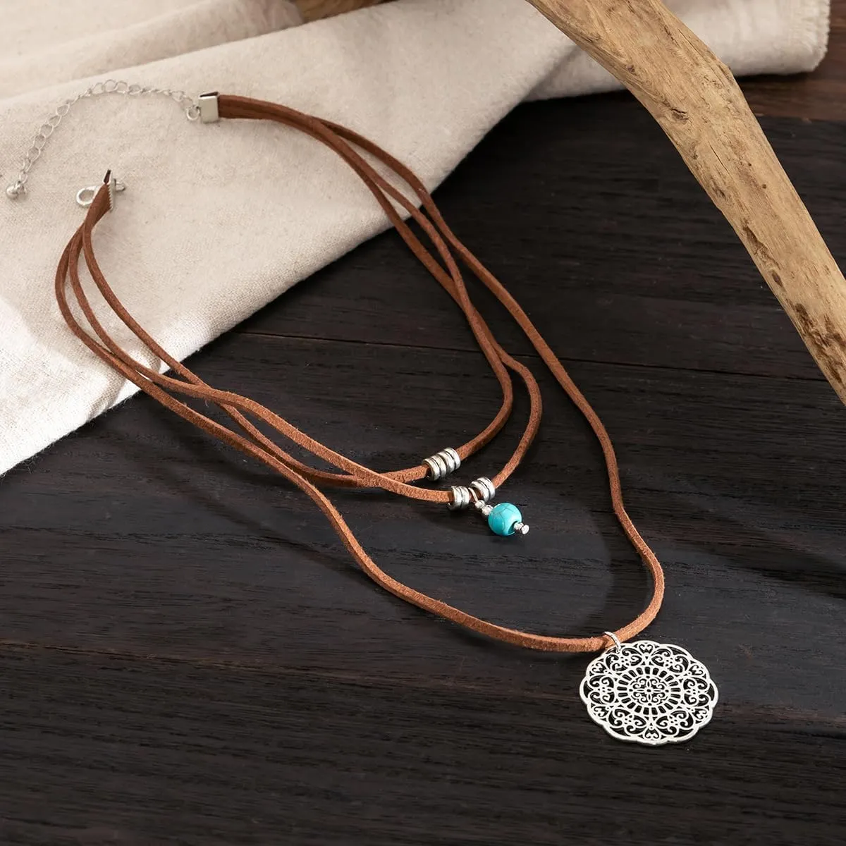Boho Choker Necklace for Women Western Leather Shell Cord Trendy Layered Western Turquoise Accessories Necklaces Jewelry for Women