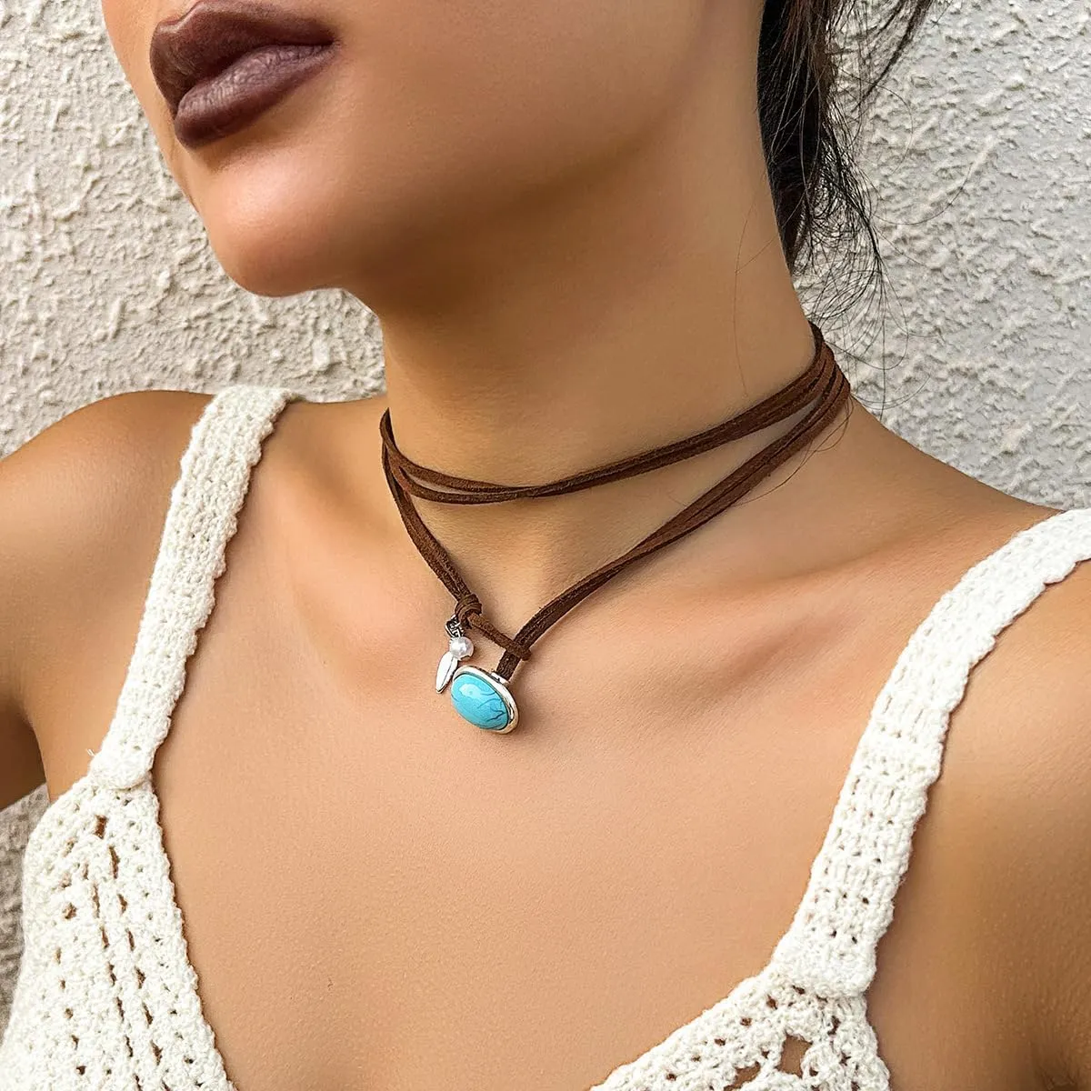 Boho Necklace for Women Suede Choker Turquoise Pendant Leather Necklace Layered Western Choker Jewelry