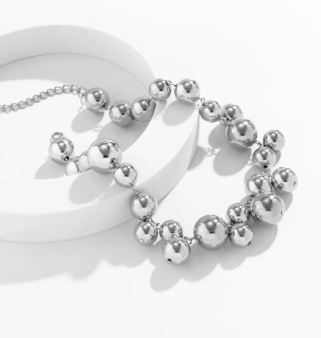 CJIAYUJEW Chunky Gold Necklace for Women - Big Silver Statement Beaded Necklace, Thick Bold Ball Choker