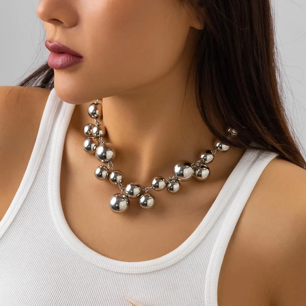 CJIAYUJEW Chunky Gold Necklace for Women - Big Silver Statement Beaded Necklace, Thick Bold Ball Choker