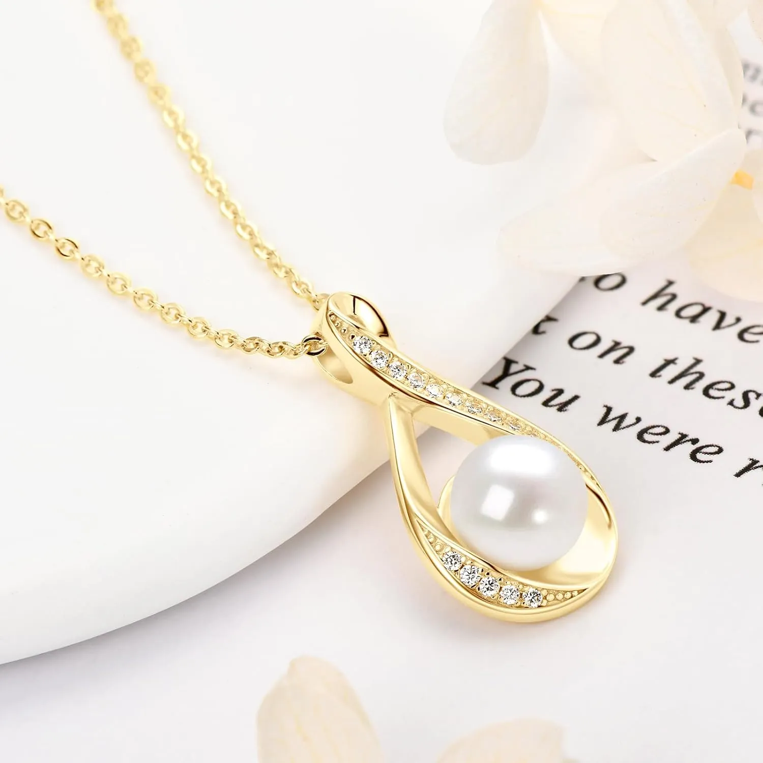 DENGGGUANG Freshwater Pearl Pendant Necklaces for Women, Sterling Silver Infinity Single Pearl Necklace with Shiny Moissanite Wedding Jewelry Gift for Bride Bridesmaid