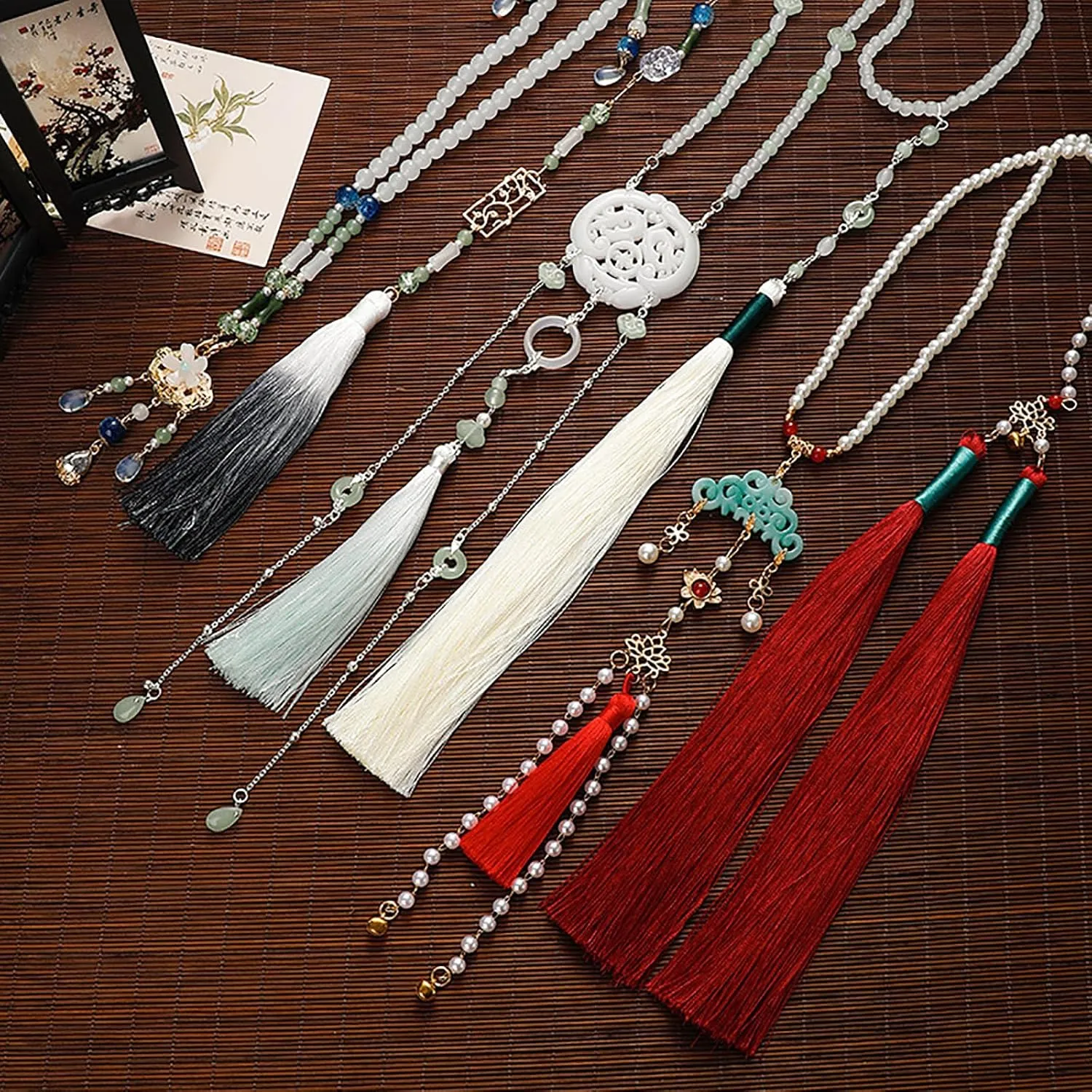 Elegant Fringed Chain Artfiticial Pearl Pendant Eye-Catching Skirt Chain Chinese Costume Necklace Cheongsam Charm Decors