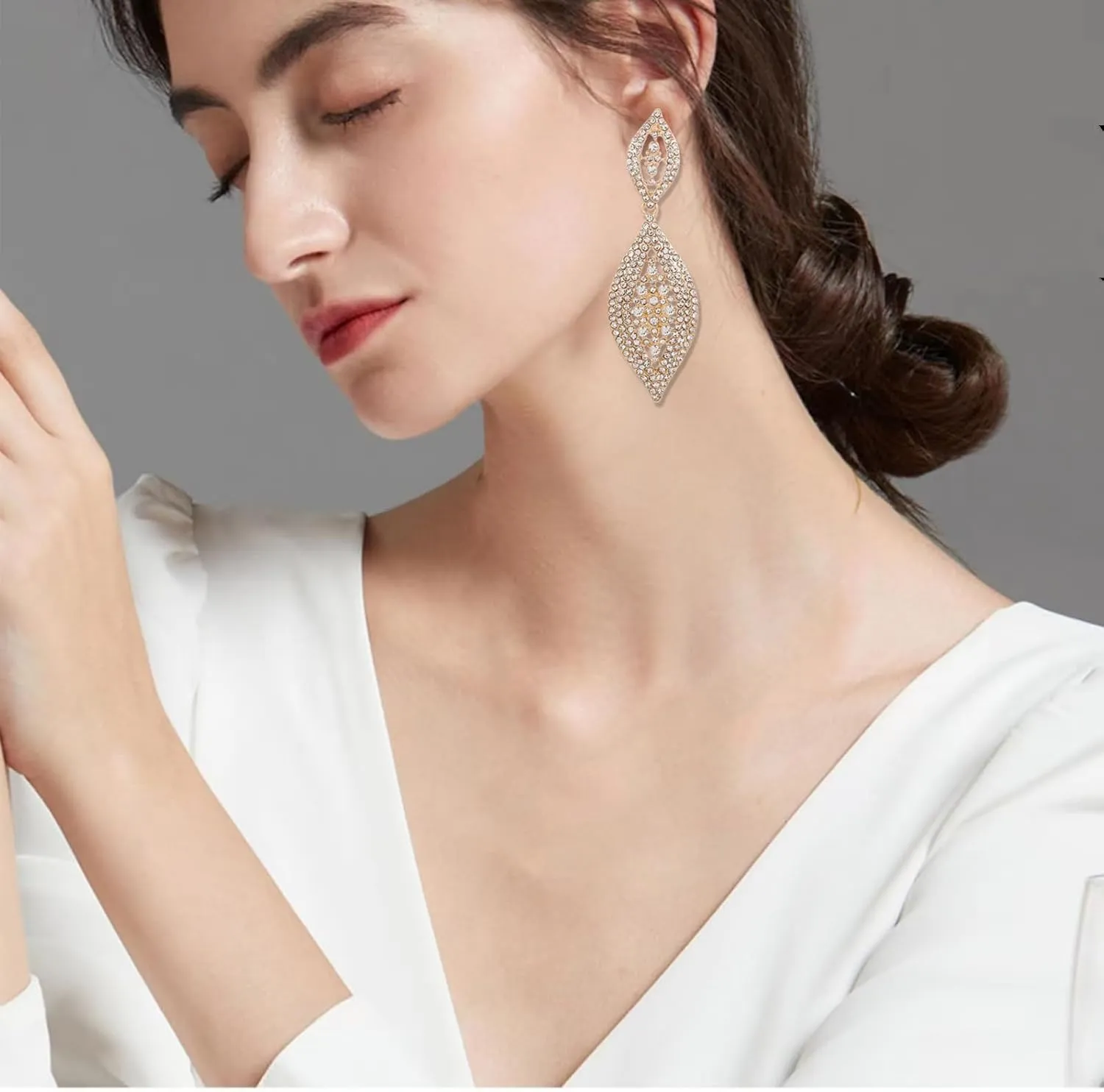 Fashion Rhinestone Crystal Wedding Earrings for Women Bridal Bridesmaid Long Leaf Chandelier Teardrop Dangle Earrings Jewelry
