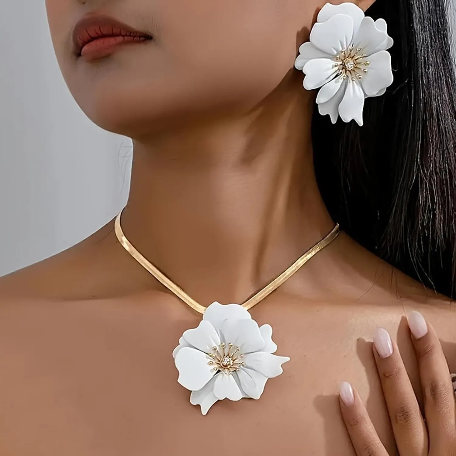 Gold Flower Earrings Necklace Set Flower Jewelry Big Foral Statement Earrings for Women Summer Charm Necklace Beach Vacation Essentials