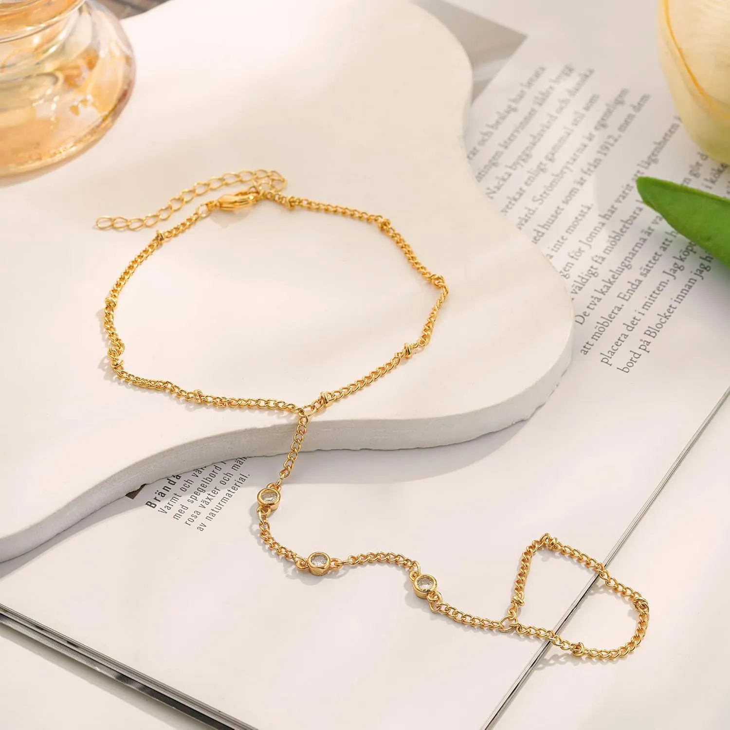 Gold Hand Chain Bracelets for Women, 14K Gold Plated Hand Chain Dainty Finger Ring Bracelet Gold Jewelry Gifts Trendy