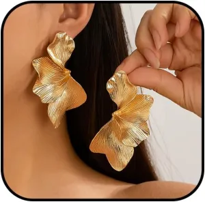Gold Petal Earring for Women Sectored Dangle Flower Earrings Delicate Chunky Exaggerated Scalloped Petal Earring Jewelry