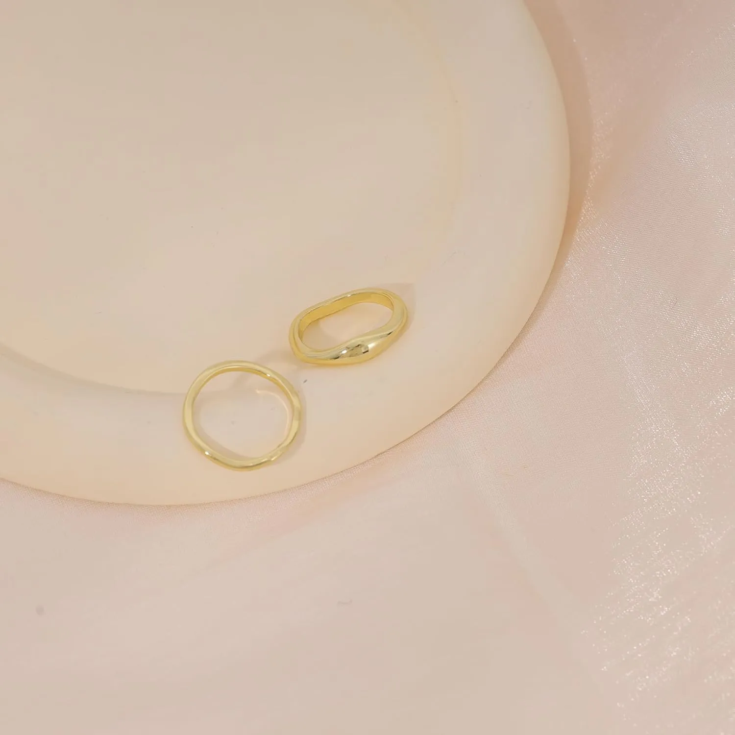 Gold Rings for Women,Dainty Ring Set Cute 14k Gold Plated Rings Simple Ring Stack Fashion Rings for Women Non Tarnish Jewelry Size 6-10