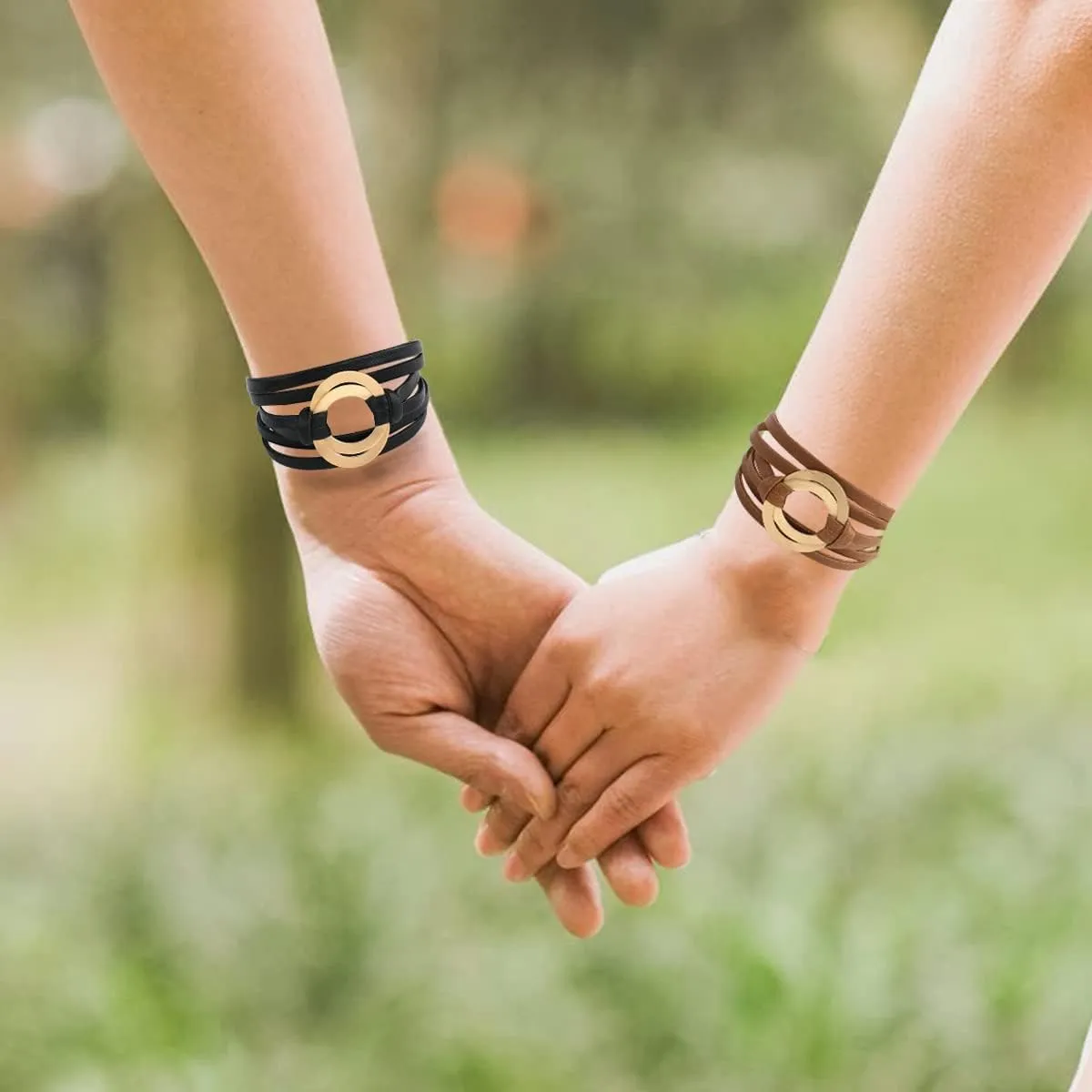 hotoo Circle Charm Bracelets for Women Handmade Leather Wrap Bracelets for Women Teen Girls Bohemian Couples Friendship Bracelet Cuff Bangle Boho Jewelry Gift for Sisters, Wife and Mother