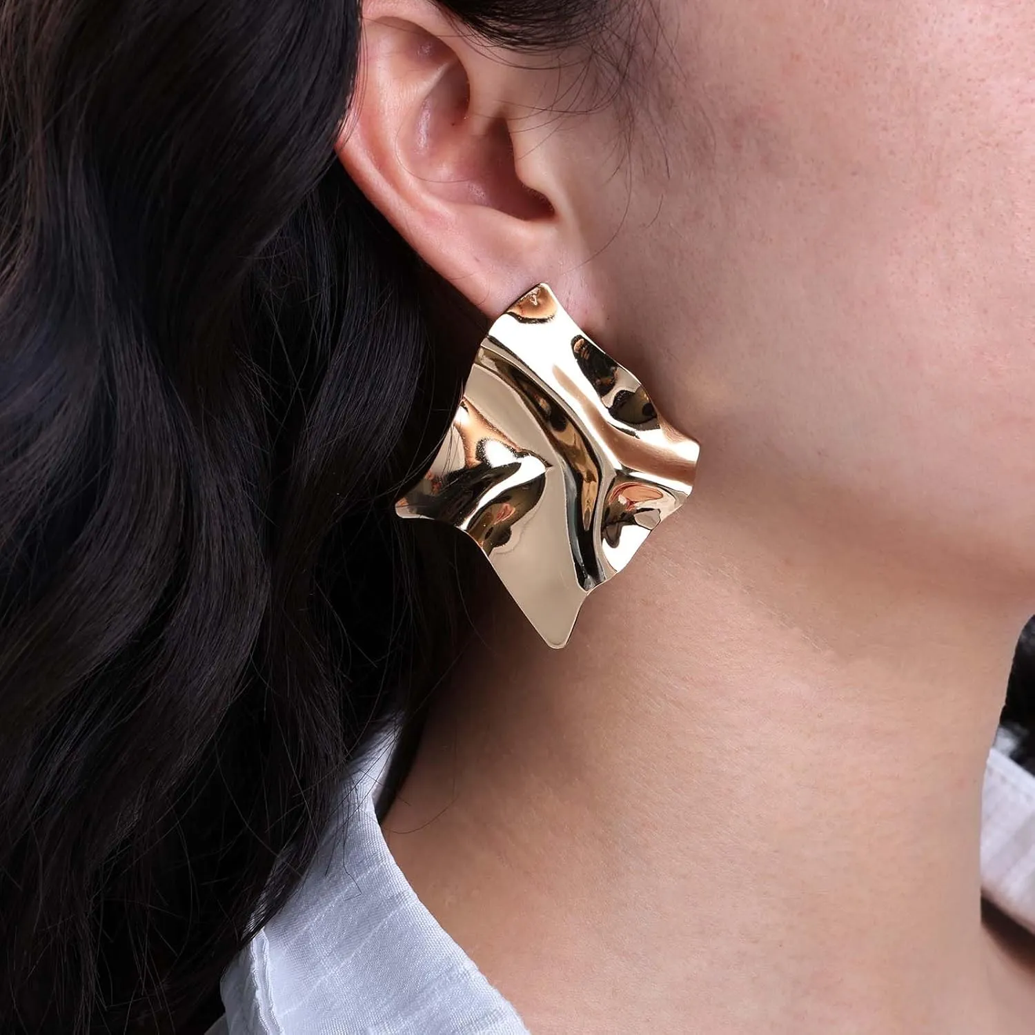 Irregular Square Earrings Statement Geometric Square Earrings Gold Texture Square Stud Earrings Metal Square Dangle Earrings Exaggerated Statement Earrings Jewelry for Women and Girls