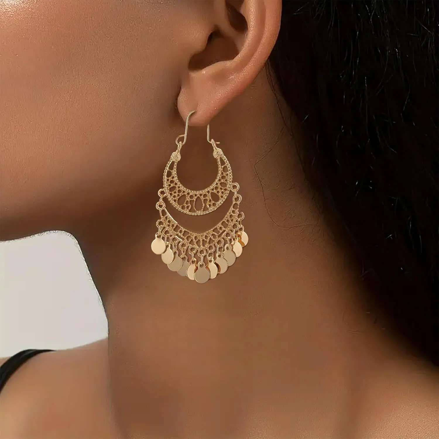 Jhumkas Indian Earrings for Women Gold Chandelier Earrings Boho Drop Earrings Bollywood Hollow Long Dangle Earrings Wedding Party Prom Gold Jewelry Gift