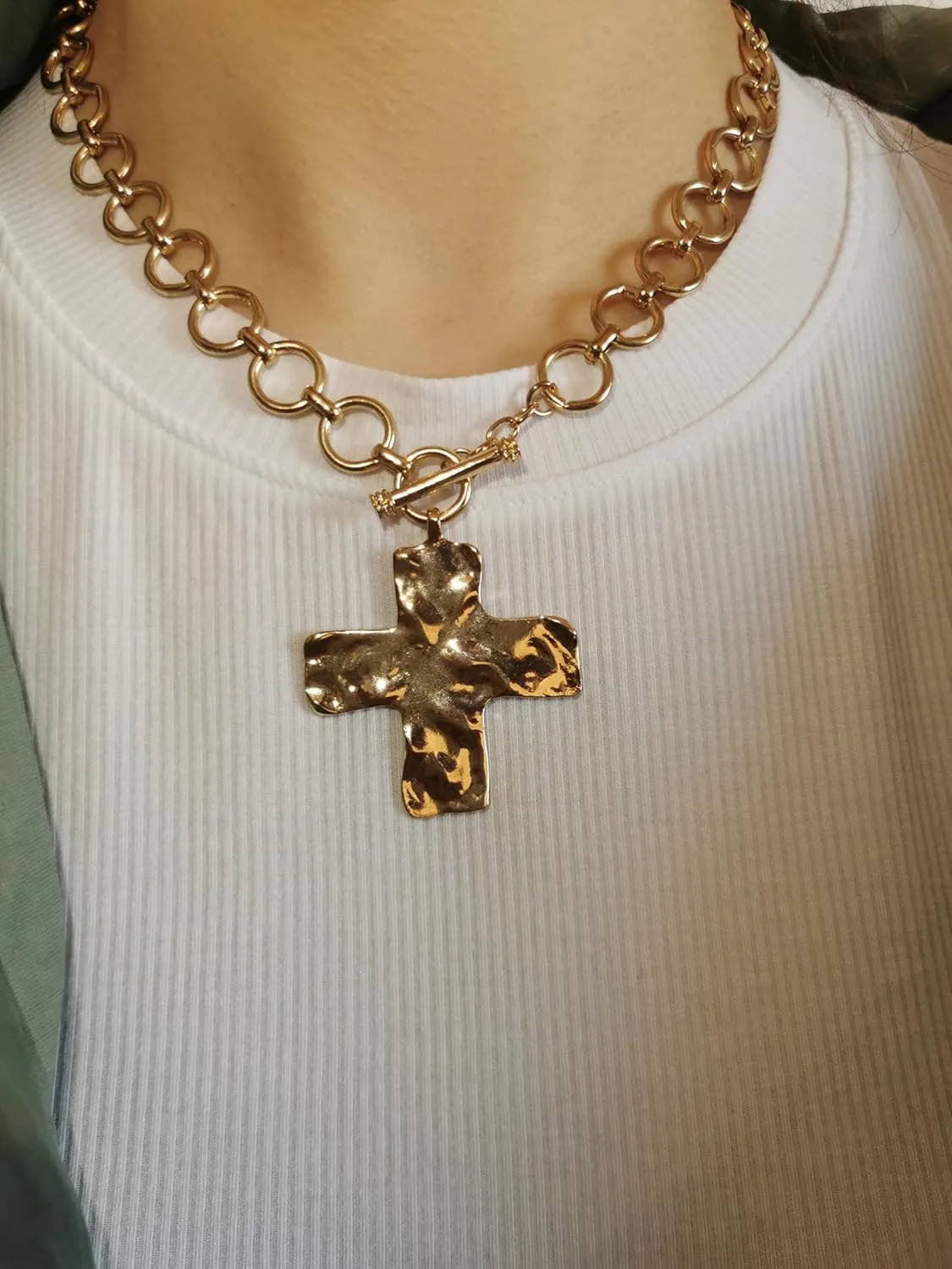 MQV Chunky Statement Gold Hammered Bold Cross Necklace Thick Chain Vintage Chain Pendant Jewelry