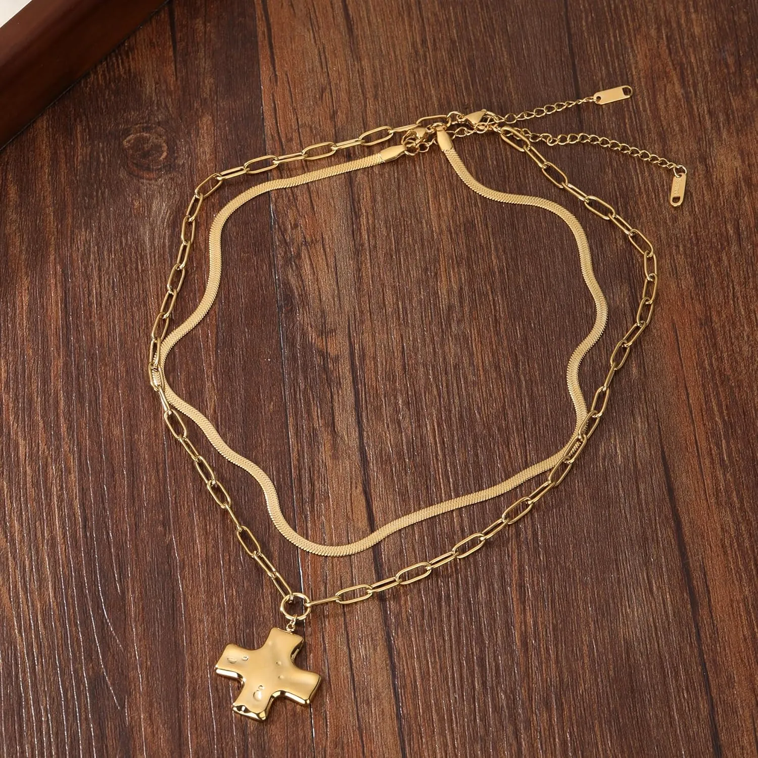 MQV Chunky Statement Gold Hammered Bold Cross Necklace Thick Chain Vintage Chain Pendant Jewelry