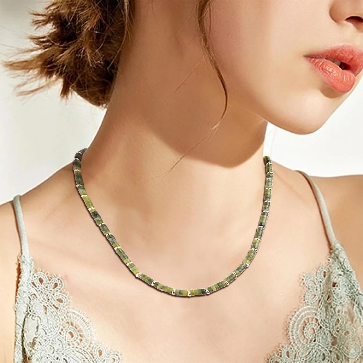 Sonateomber Natural Gemstone Beaded Boho Choker Necklaces for Women, Dainty Bohemian Handmade Crystal Stone Bead Gold Statement Chain Prom Accessories Jewelry Gift