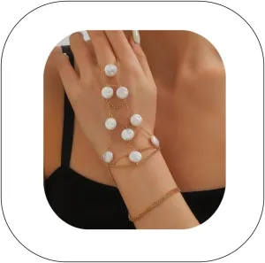 Vintage Pearl Slave Bracelet with Finger Ring Punk Link Chain Crystal Harness Bracelet Bridal Wedding Hand Jewelry Prom Party Belly Dance Accessories for Women