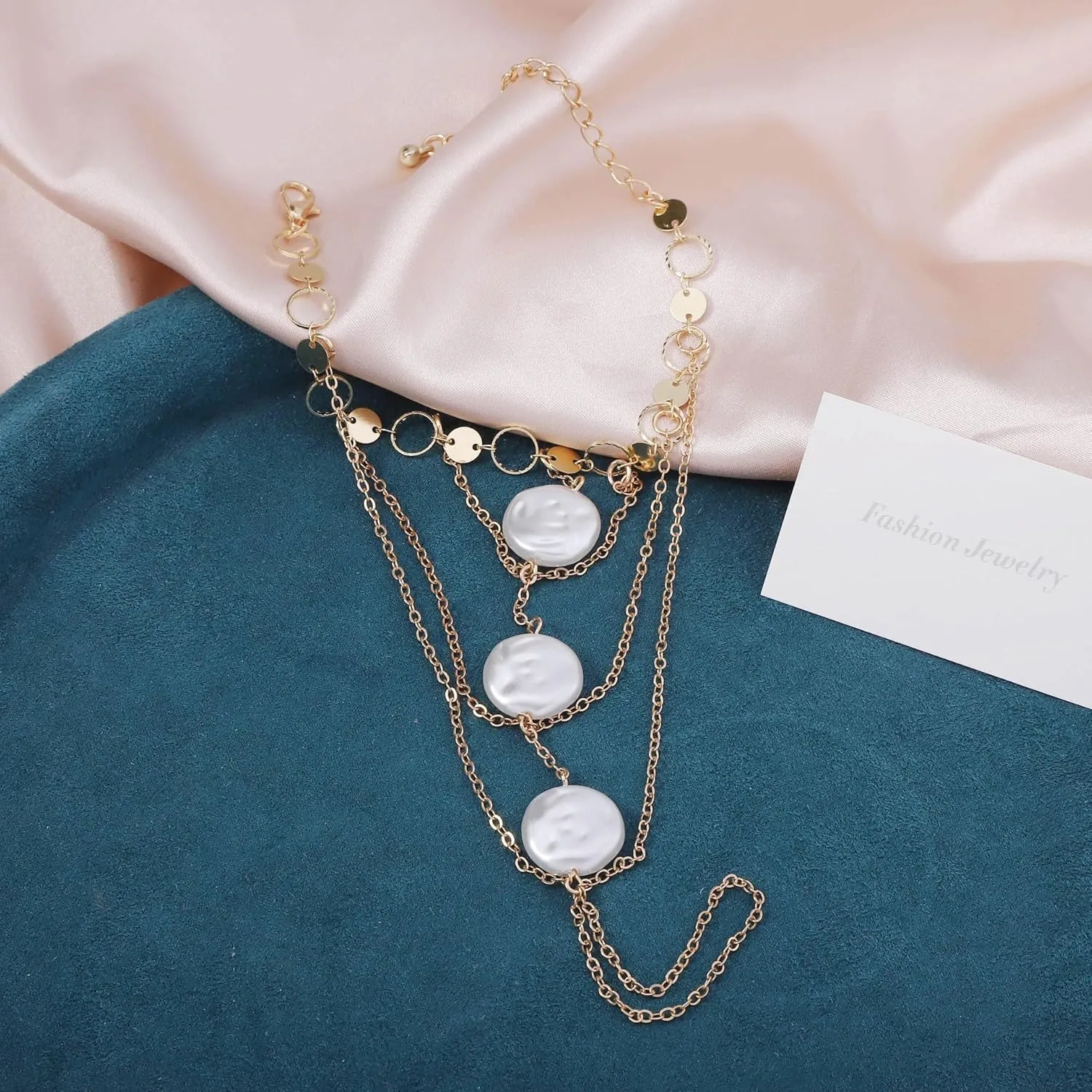 Vintage Pearl Slave Bracelet with Finger Ring Punk Link Chain Crystal Harness Bracelet Bridal Wedding Hand Jewelry Prom Party Belly Dance Accessories for Women