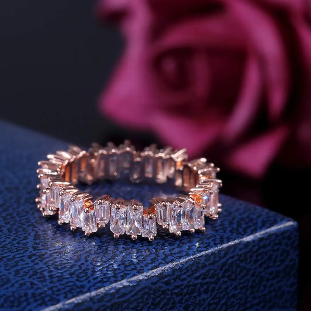 Womens Luxury Rings, Retro Simple Metal Irregular Vertical Bar Zircon Couple Ring